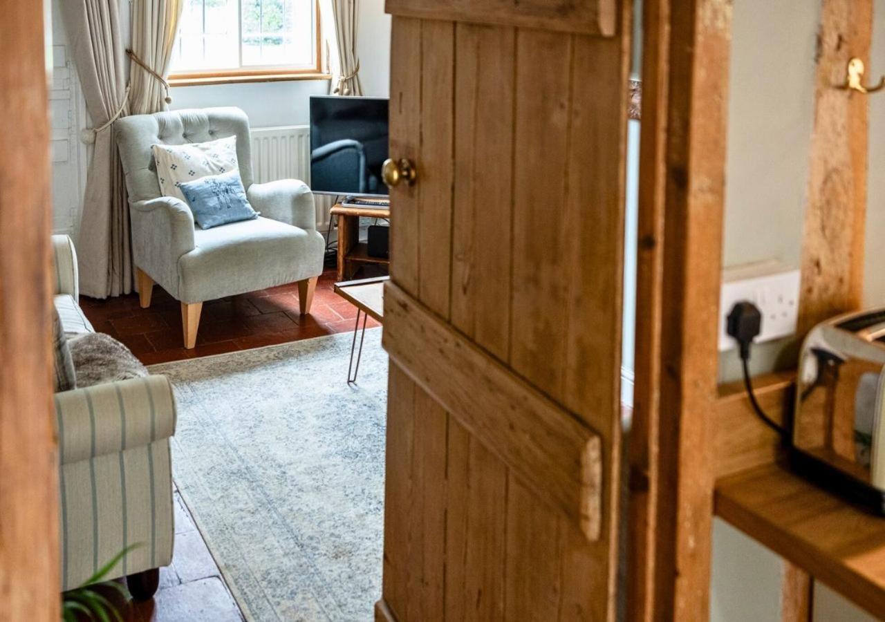 Clifford Chambers - Cosy 2 Bedroom Cottage! Shottery ภายนอก รูปภาพ