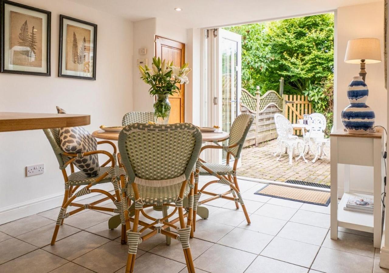Clifford Chambers - Cosy 2 Bedroom Cottage! Shottery ภายนอก รูปภาพ