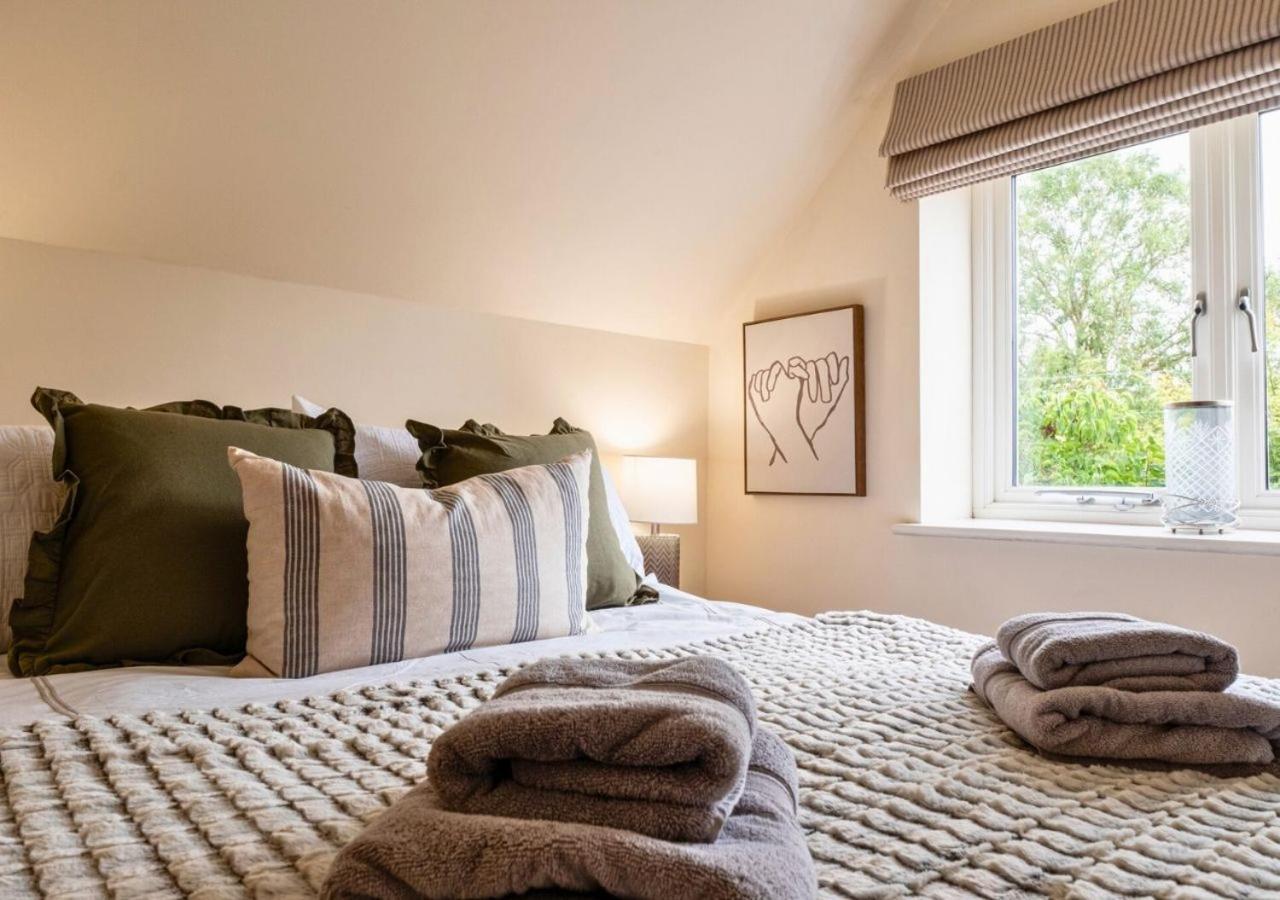 Clifford Chambers - Cosy 2 Bedroom Cottage! Shottery ภายนอก รูปภาพ